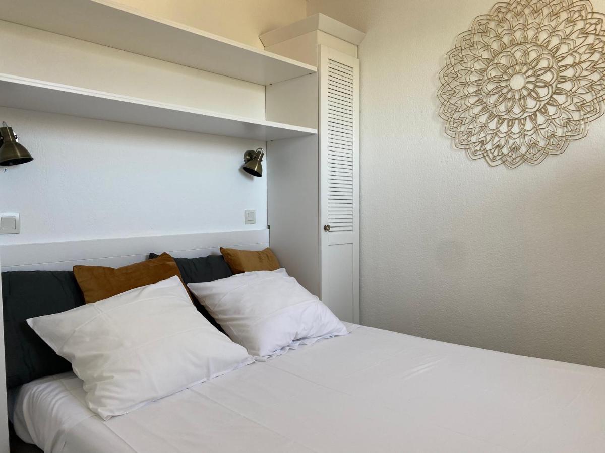 Appartement Cosy Avec Piscine, Acces Direct Plage Lacanau Kültér fotó